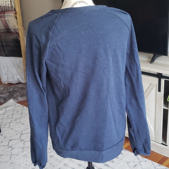 Crew neck gap pullover - Picture 2 of 3